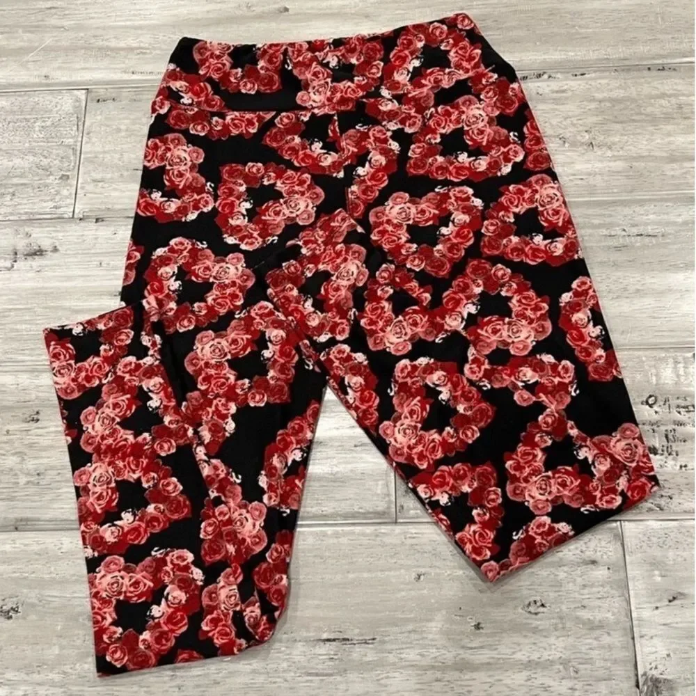 Vintage LuLaRoe Valentine’s Day Black Pink Floral Rose Hearts Leggings OS
